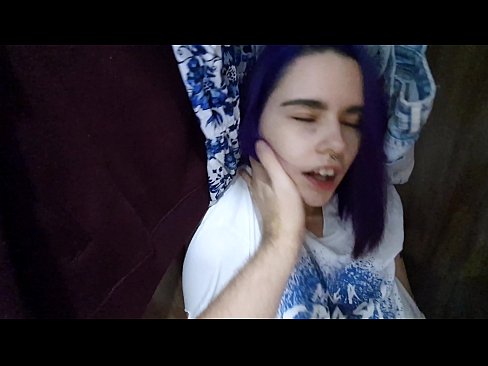 ❤️ Fûn myn suster yn 'e kast en holp har cum ❤️❌ Seksfideo by ús fy.pornplaybb.ru ❌️❤